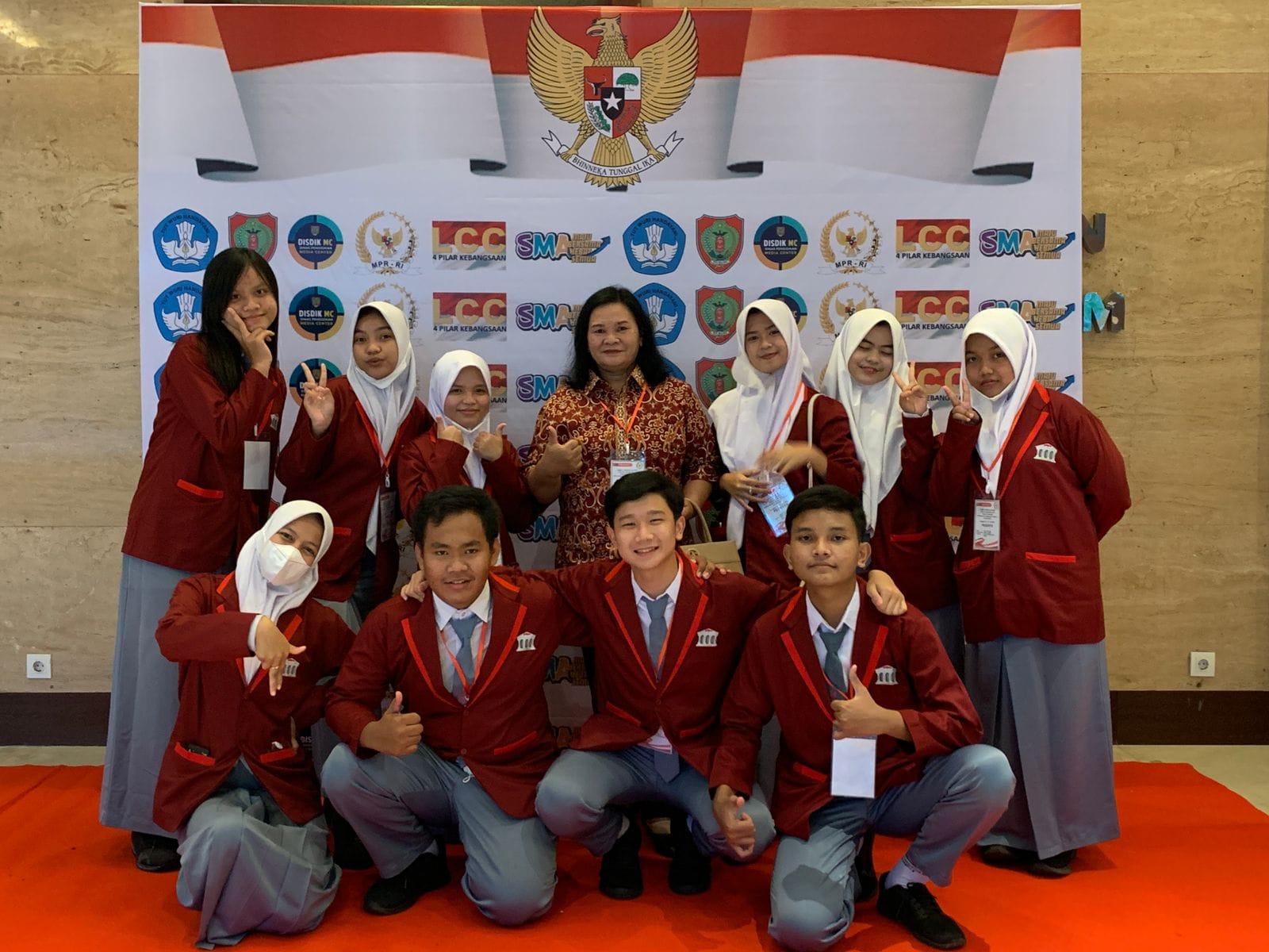 Toko Baju Sekolah Terdekat